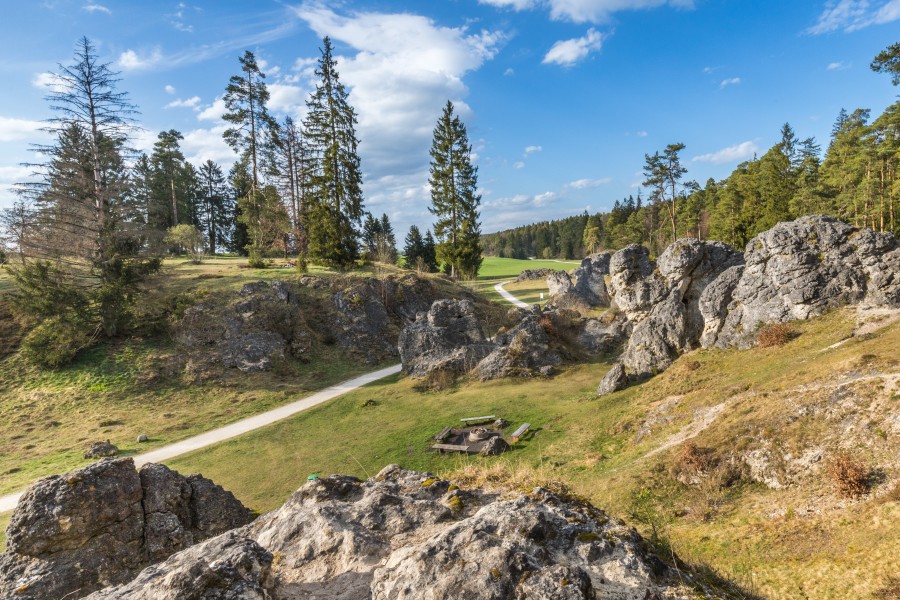 Felsenmeer Ausflugszeit im Wental nahe unserem Hotel sKreuz in Steinheim