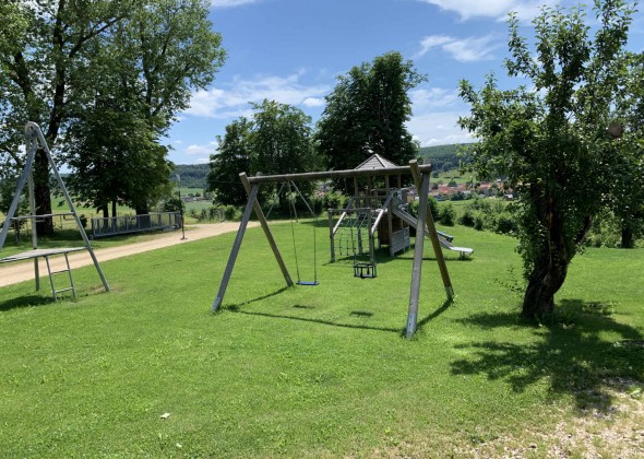 Berghütte Kraterblick Spielplatz sKreuz Steinheim