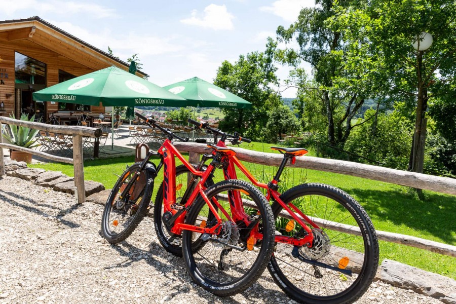 E-Bikes Berghütte Kraterblick Schwäbische Alb 