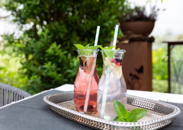 Limonaden Biergarten sKreuz Steinheim