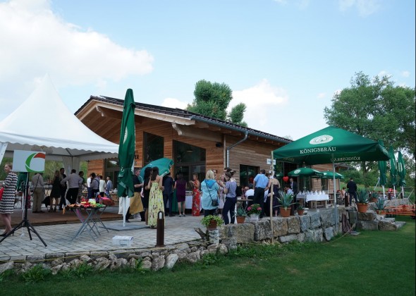 Berghütte Kraterblick sKreuz Steinheim